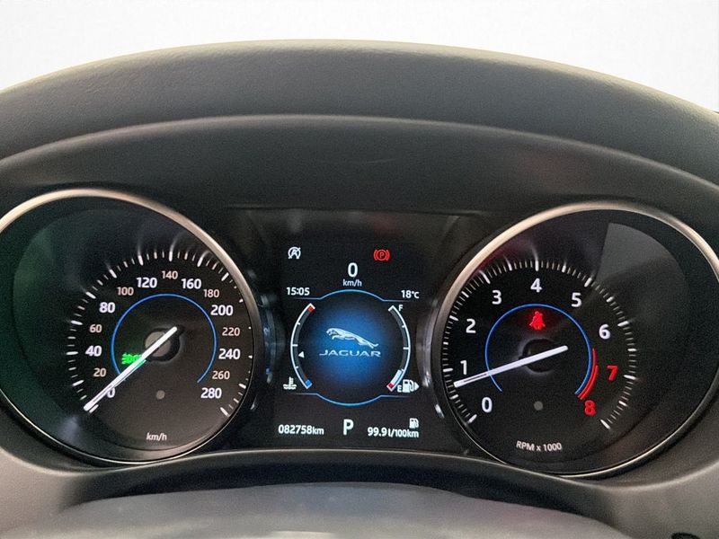 Jaguar XE bild 13