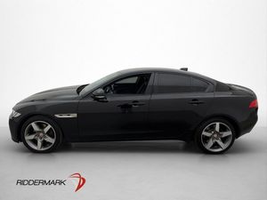 Jaguar XE bild 2