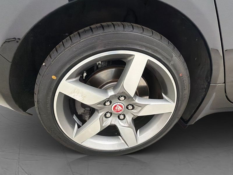 Jaguar XE bild 27