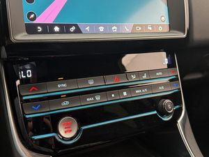 Jaguar XE bild 16