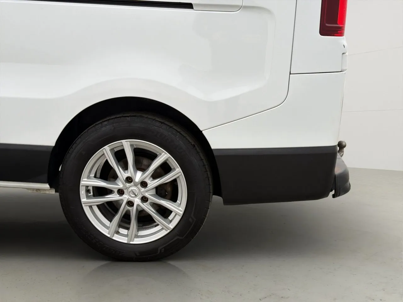 Vehicle image 31
