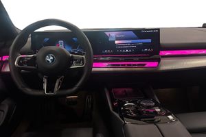 BMW 530 bild 8