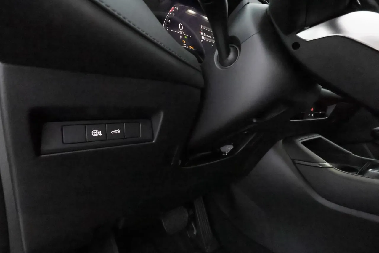 Vehicle image 20