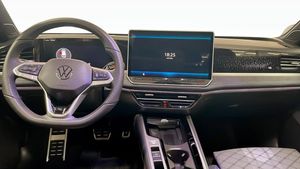 Volkswagen Passat bild 12