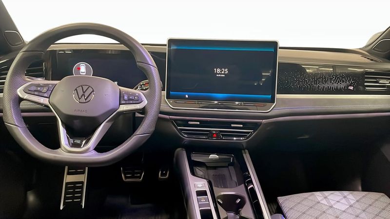 Volkswagen Passat bild 12