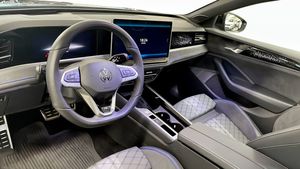 Volkswagen Passat bild 8