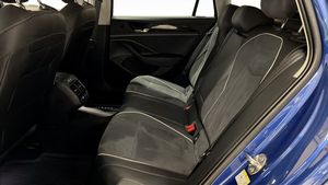 Volkswagen Passat bild 11