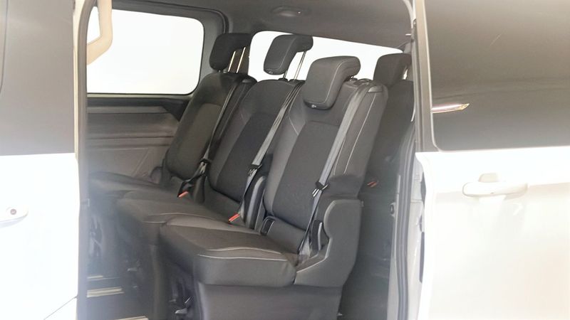 Ford Tourneo Custom bild 9