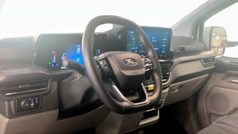 Ford Tourneo Custom bild 6