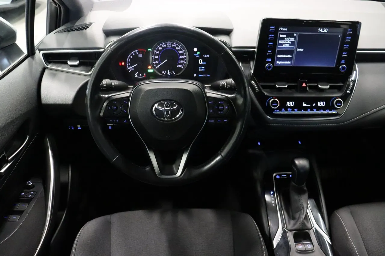 Vehicle image 11