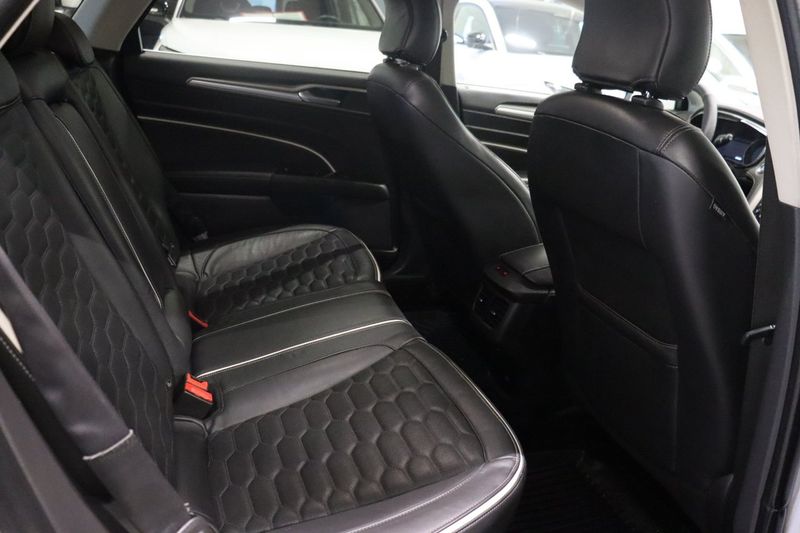 Ford Mondeo bild 12