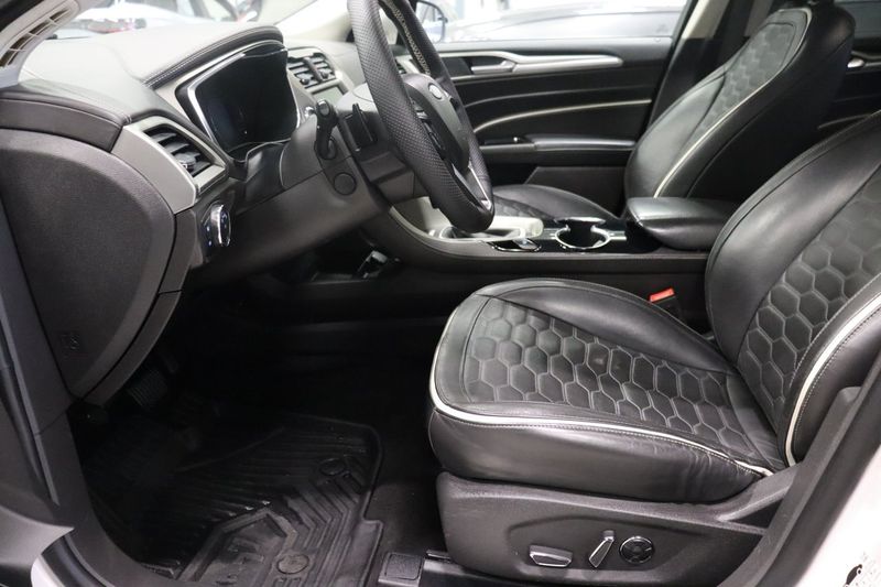 Ford Mondeo bild 9