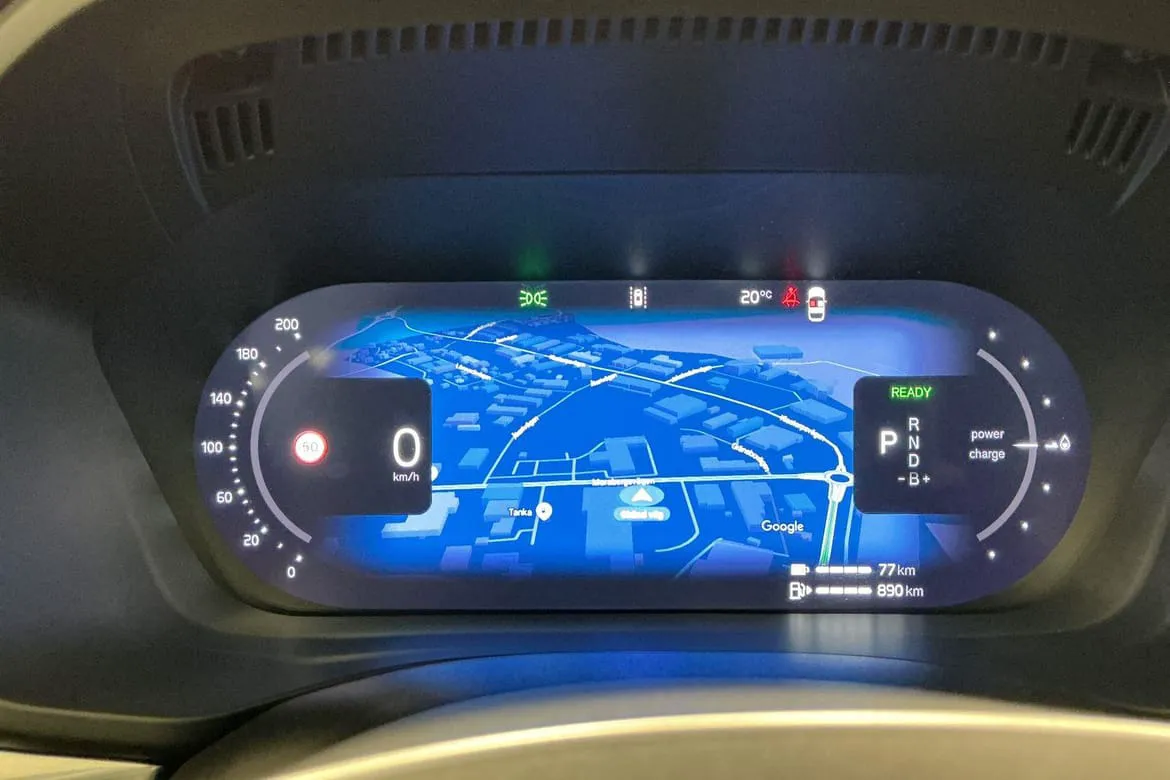 Vehicle image 9