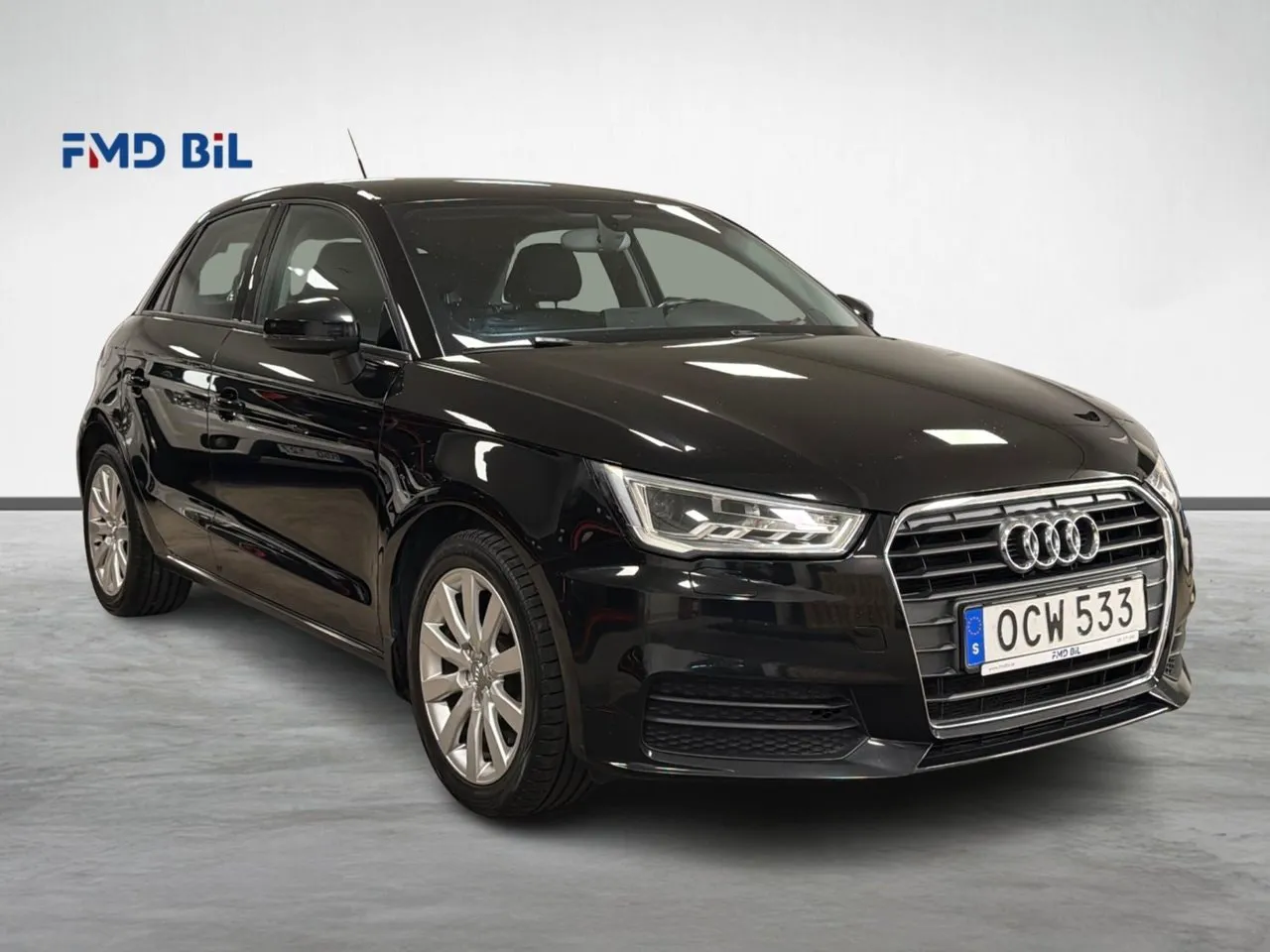 Vehicle image 3