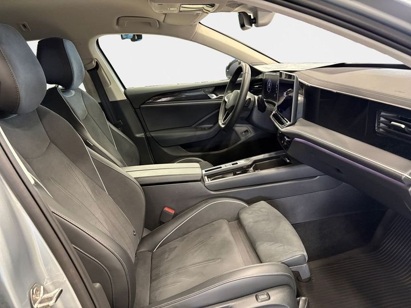 Volkswagen Passat bild 15