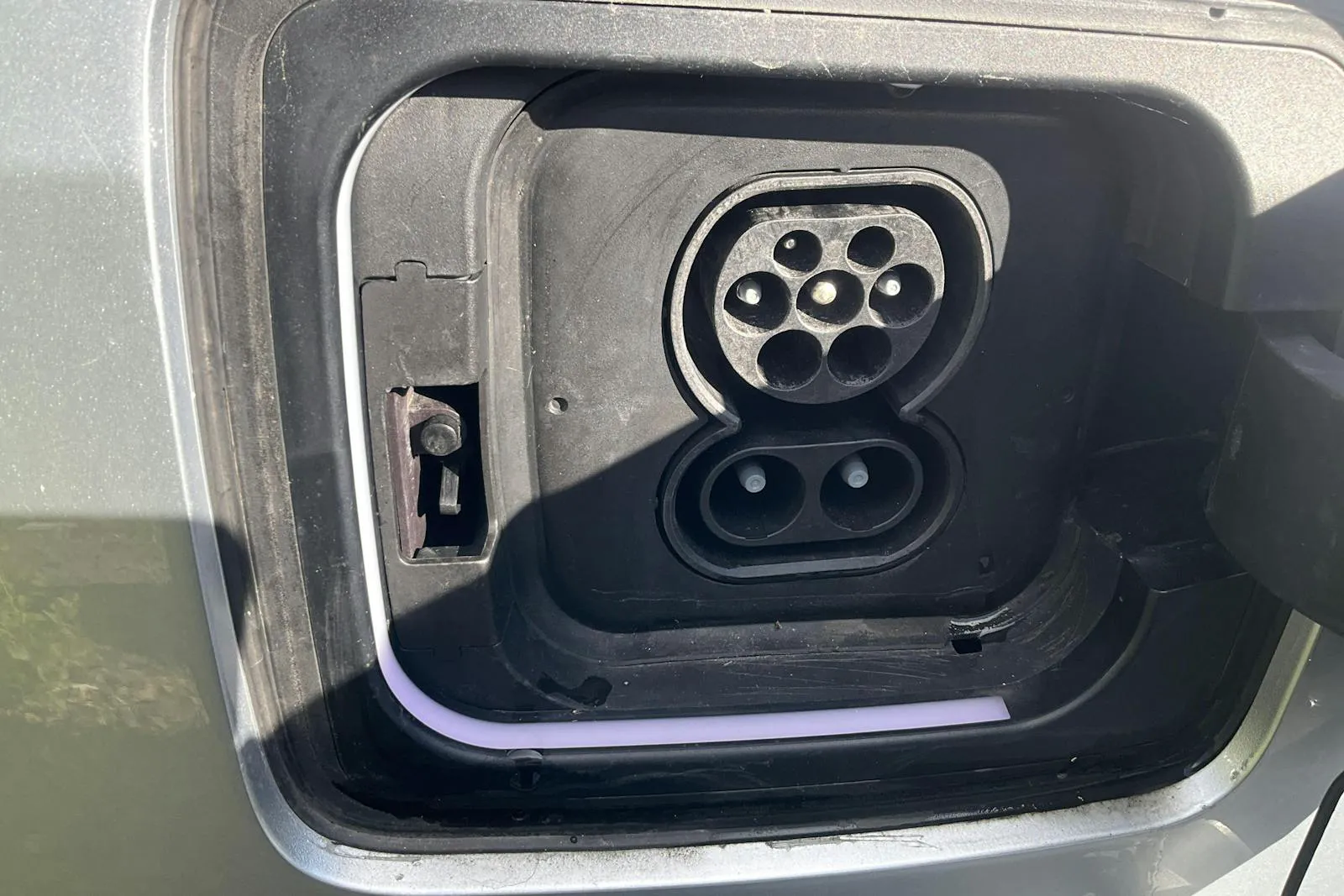 Vehicle image 14