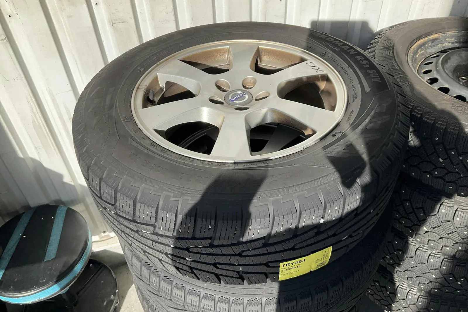 Vehicle image 14