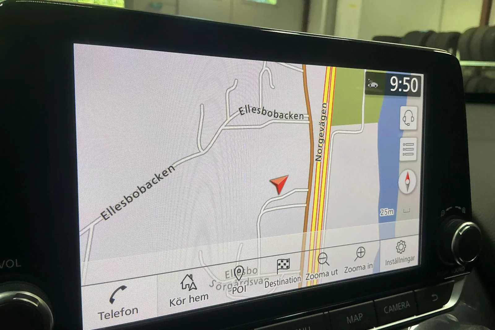 Vehicle image 11