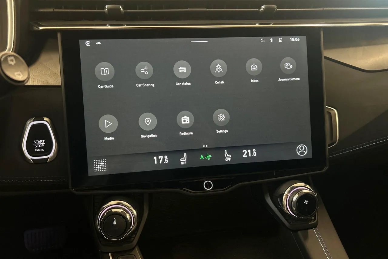 Vehicle image 21