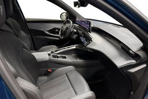 Peugeot e-3008 bild 11