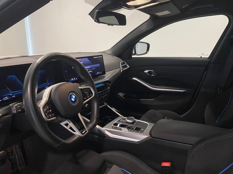 BMW 330 bild 5