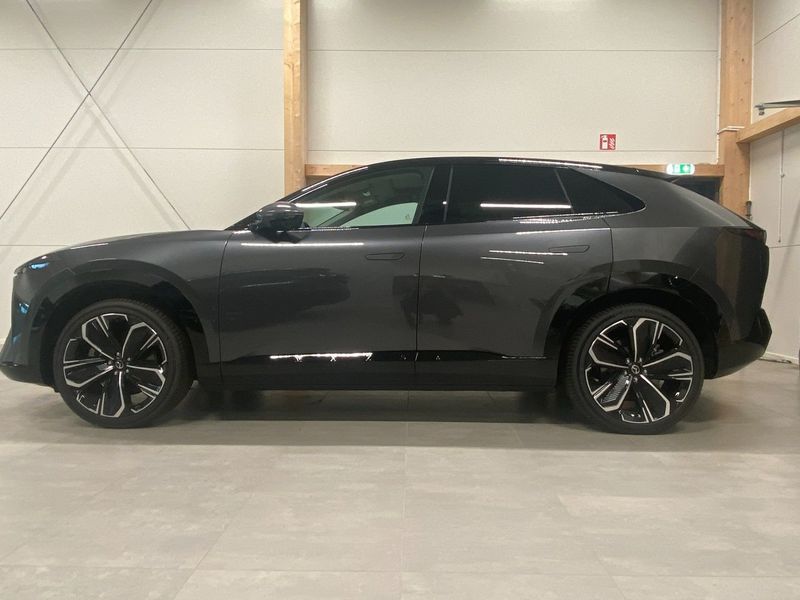 Mazda CX-6e bild 5