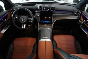 Mercedes GLC400 bild 8