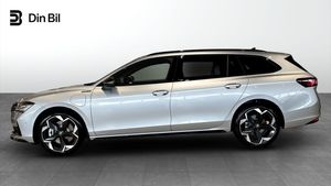 Skoda Superb bild 2