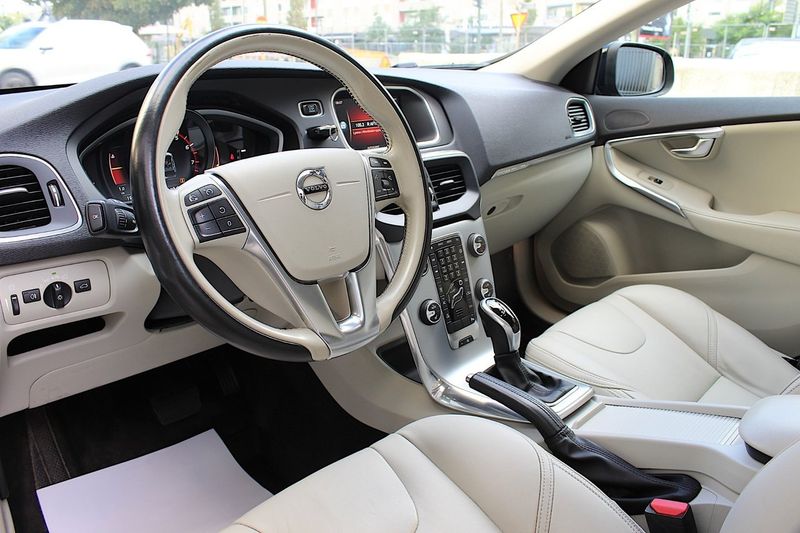 Volvo V40 bild 36