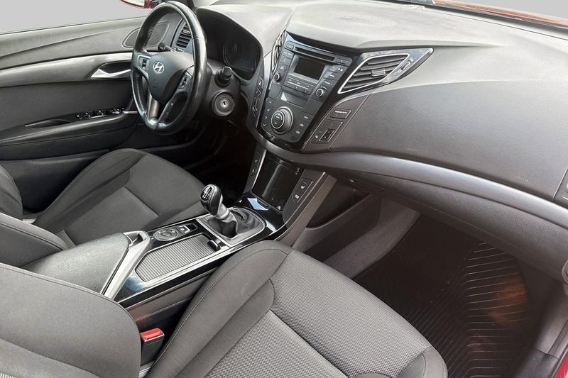 Hyundai i40 bild 9