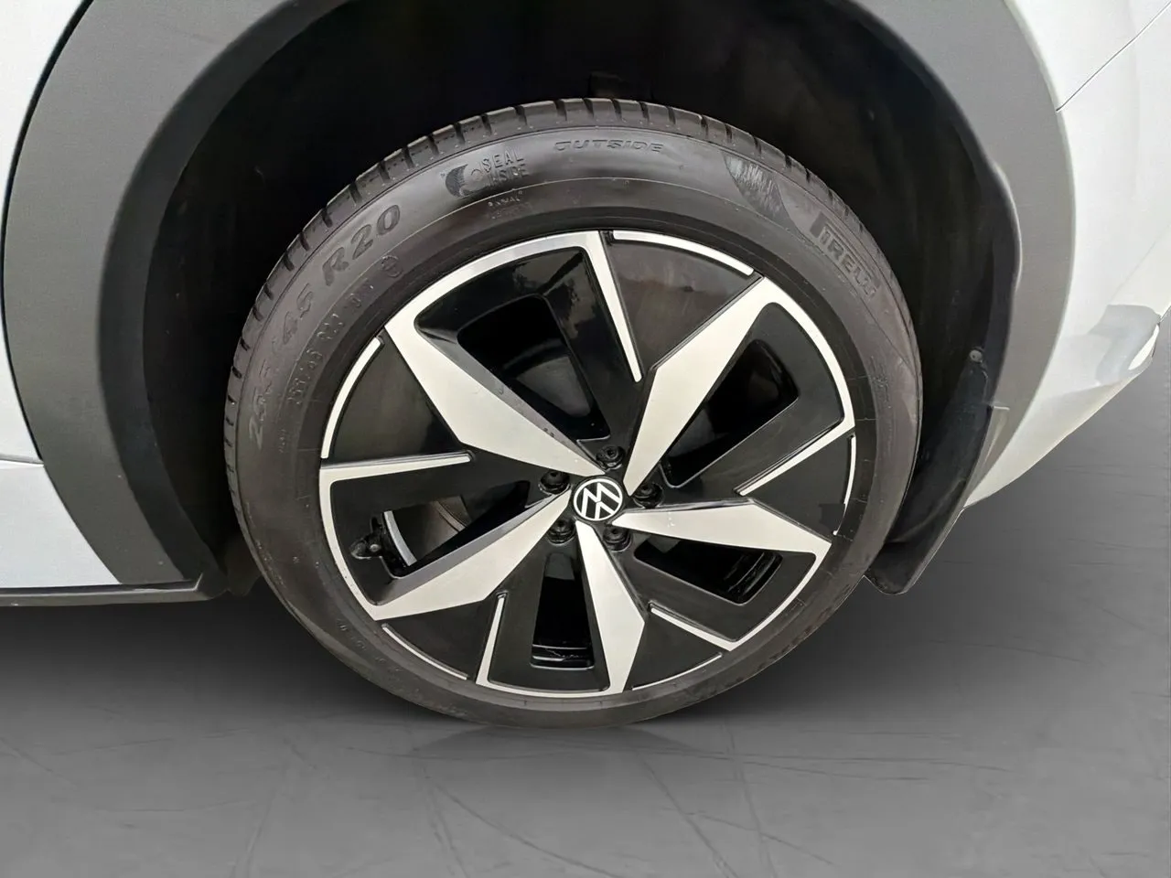 Vehicle image 36
