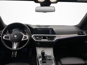 BMW 330 bild 13