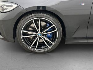 BMW 330 bild 36