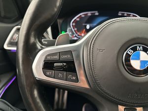 BMW 330 bild 17
