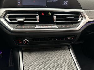 BMW 330 bild 26
