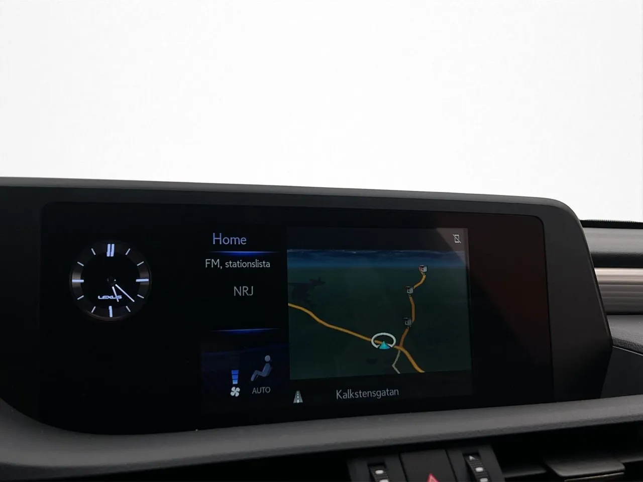 Vehicle image 21