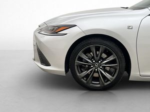 Lexus ES bild 31
