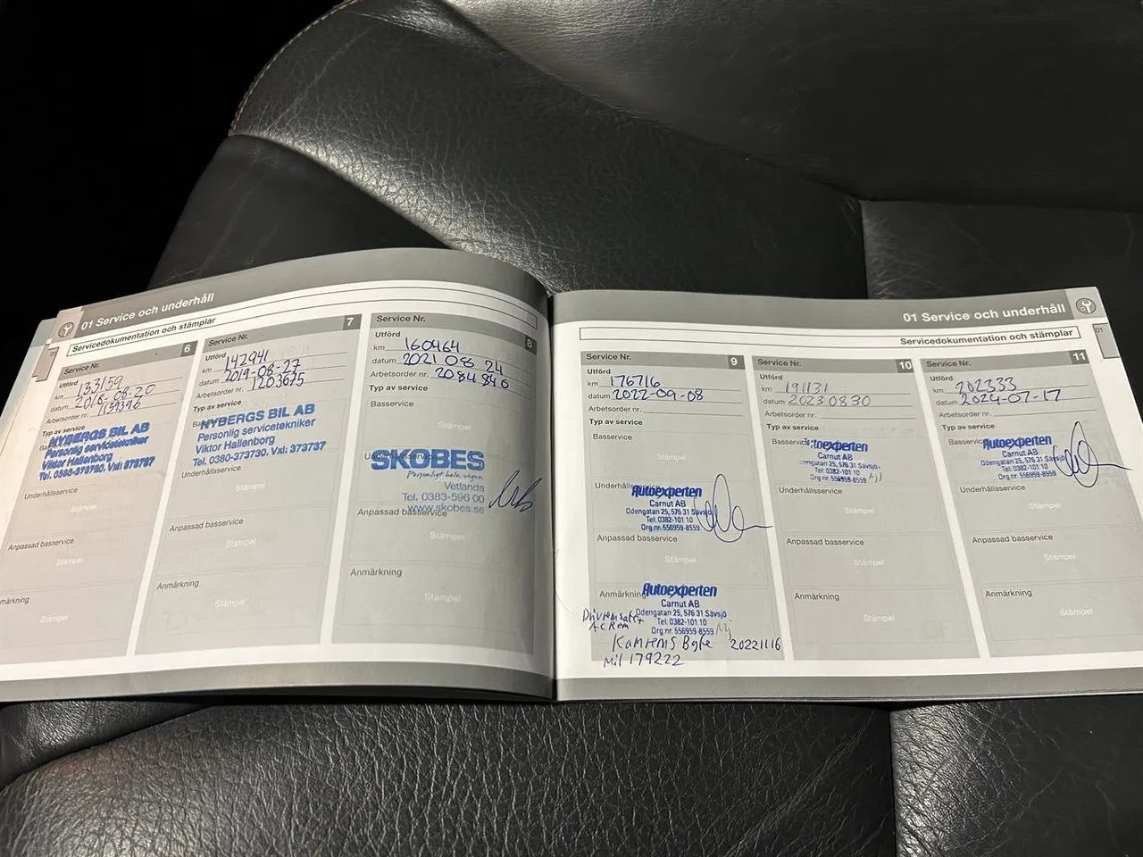 Vehicle image 20