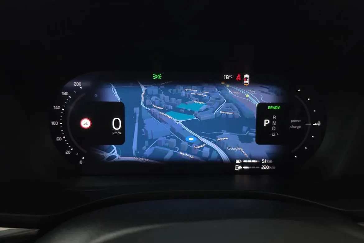 Vehicle image 15