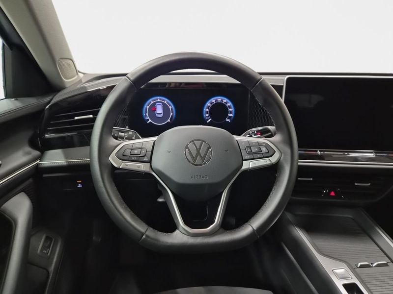 Volkswagen Passat bild 12