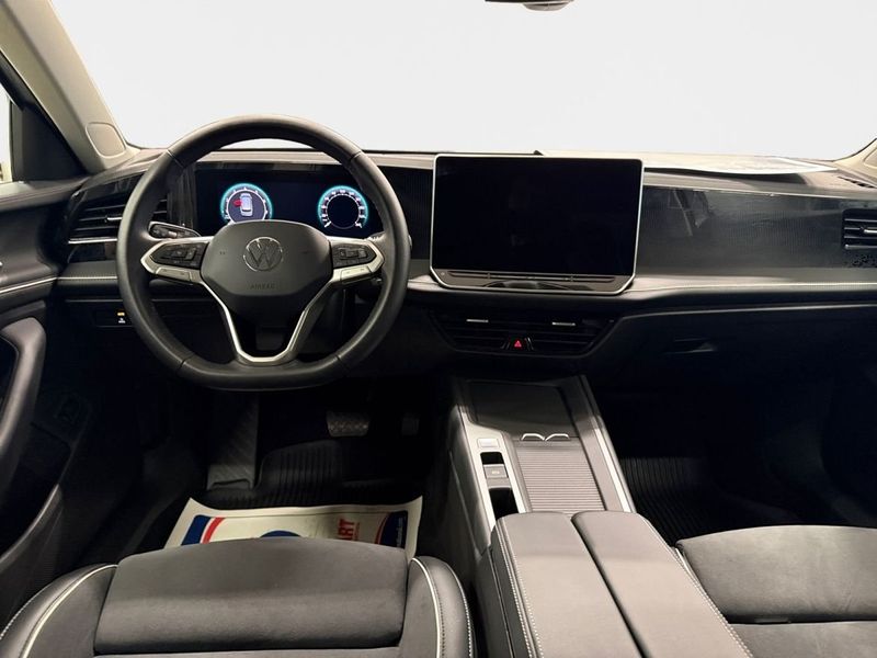 Volkswagen Passat bild 10