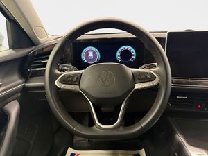 Volkswagen Passat bild 12