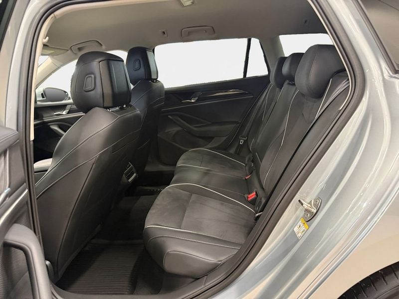 Volkswagen Passat bild 13