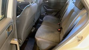 Volkswagen T-Roc bild 11