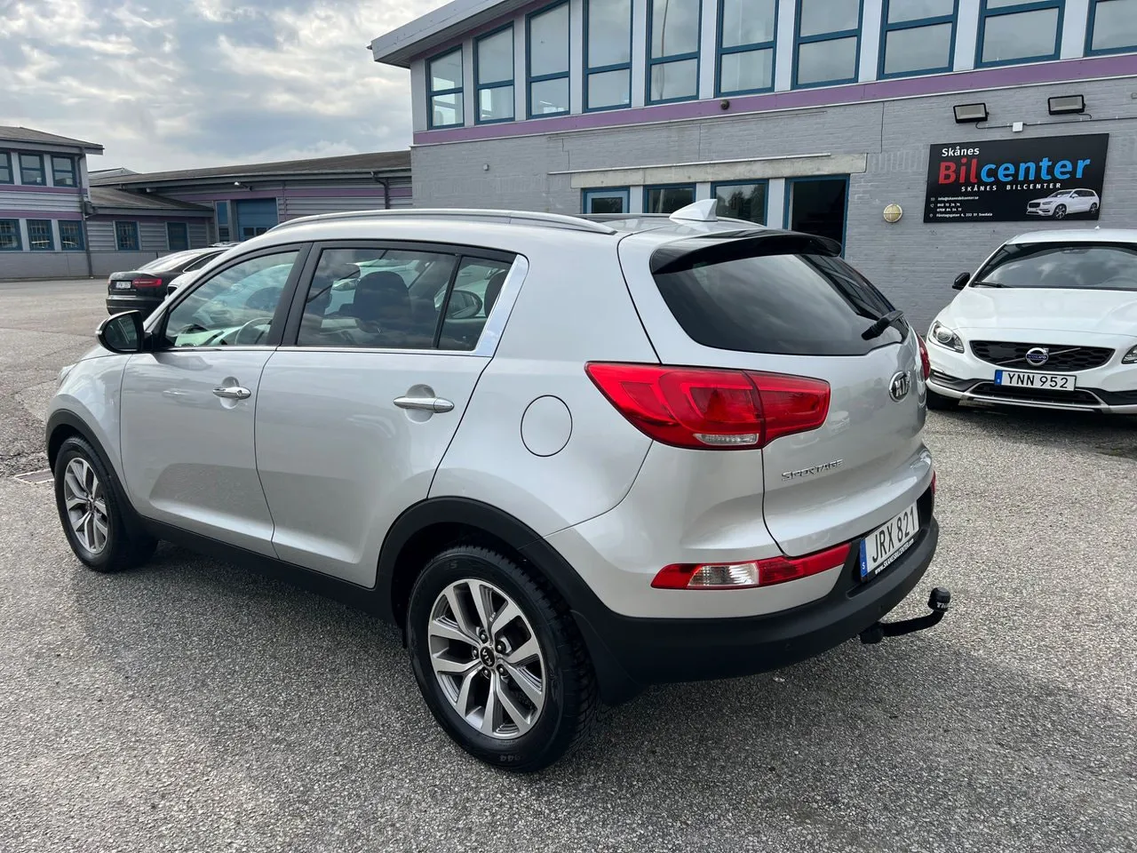 Vehicle image 2