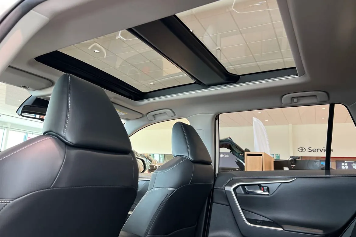Vehicle image 20