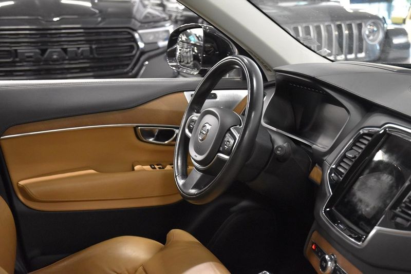 Volvo XC90 bild 8