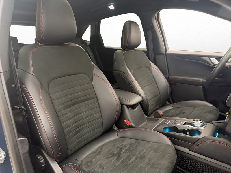 Ford Kuga bild 24
