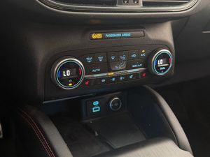 Ford Kuga bild 22