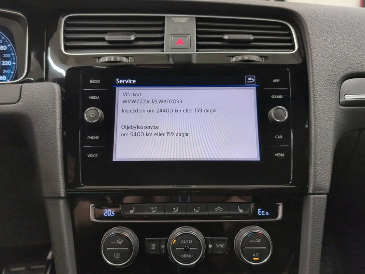 Vehicle image 20